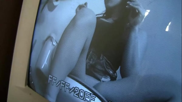 Jennifer white strokes chris strokes then fucks him